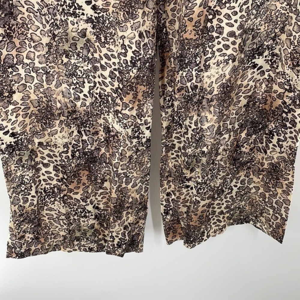 WHISTLES Big Cat Printed Satin Trouser Pants - Picture 5 of 16